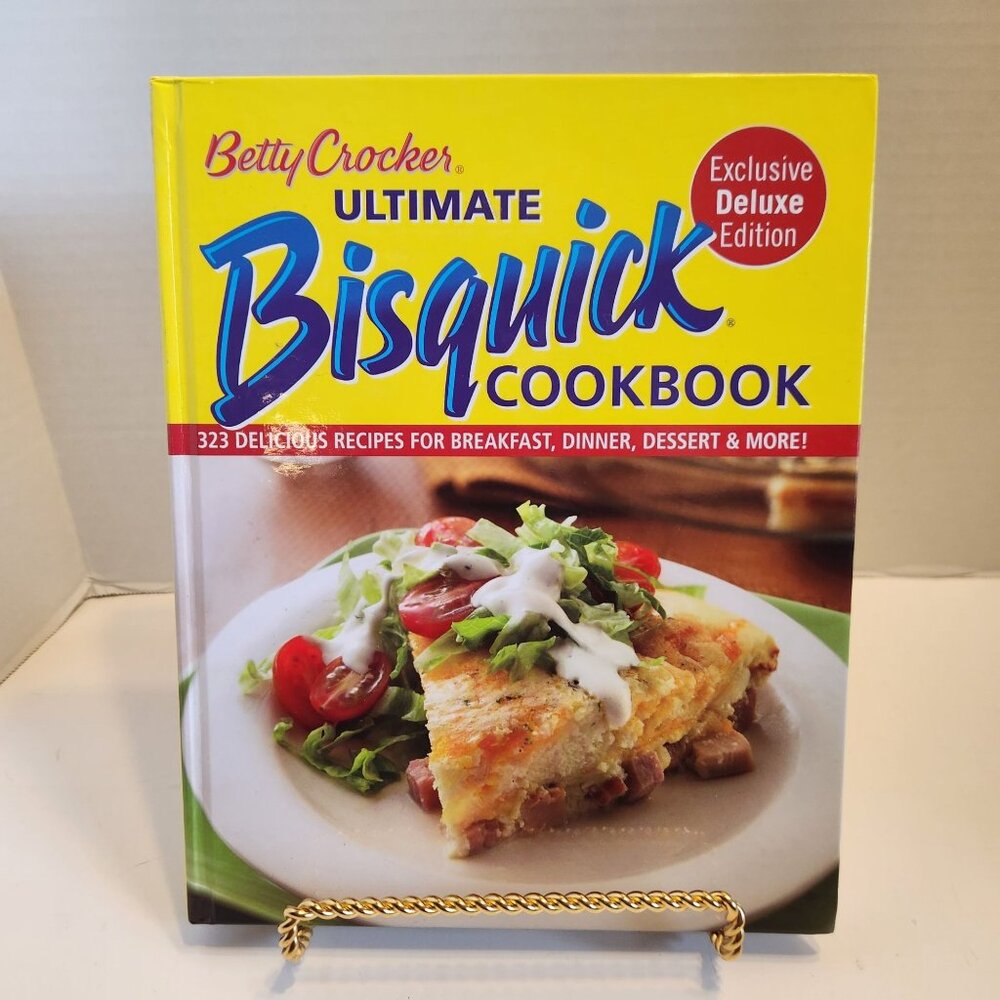 Betty Crocker Ultimate Bisquick Cookbook Exclusive Deluxe Edition Hardcover